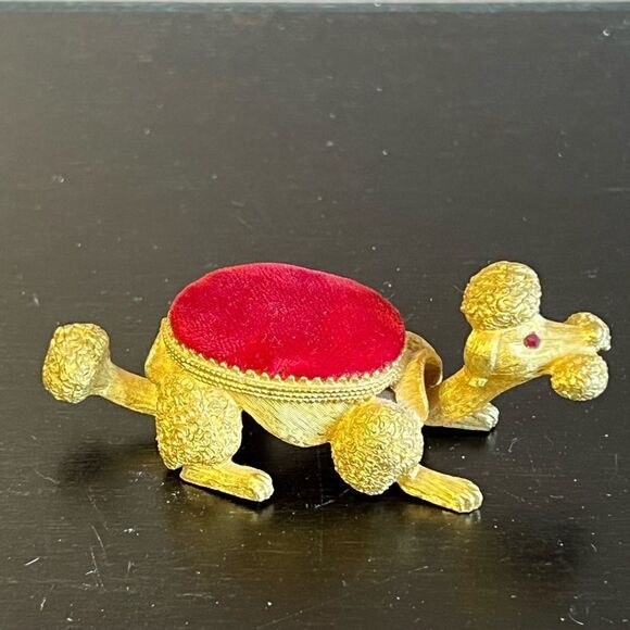 Florenza vintage bobble head poodle pin cushion - Picture 6 of 10